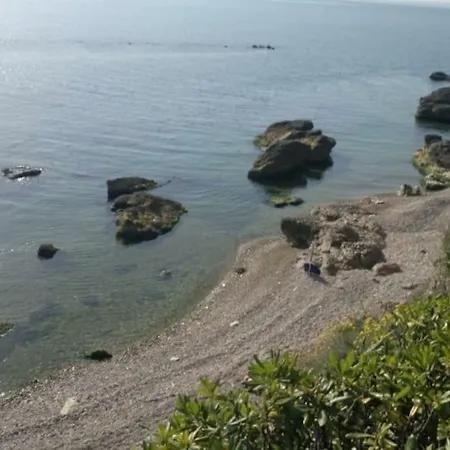 Casa Al Mare Con Ampio Giardino *