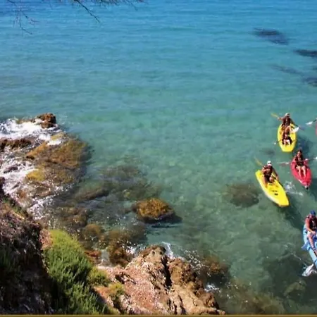 Casa Al Mare Con Ampio Giardino Vasto