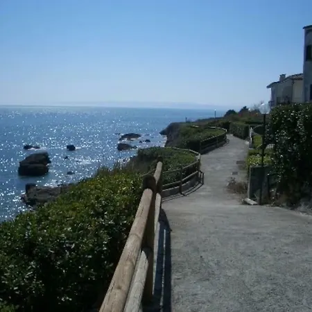 Casa Al Mare Con Ampio Giardino Feriehus Vasto