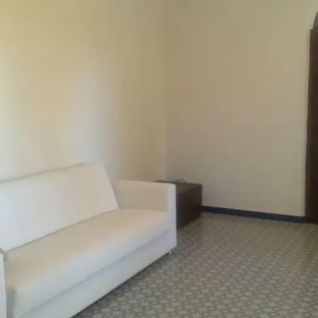 Casa Al Mare Con Ampio Giardino Vasto