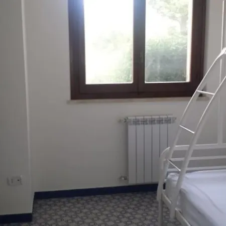 Casa Al Mare Con Ampio Giardino